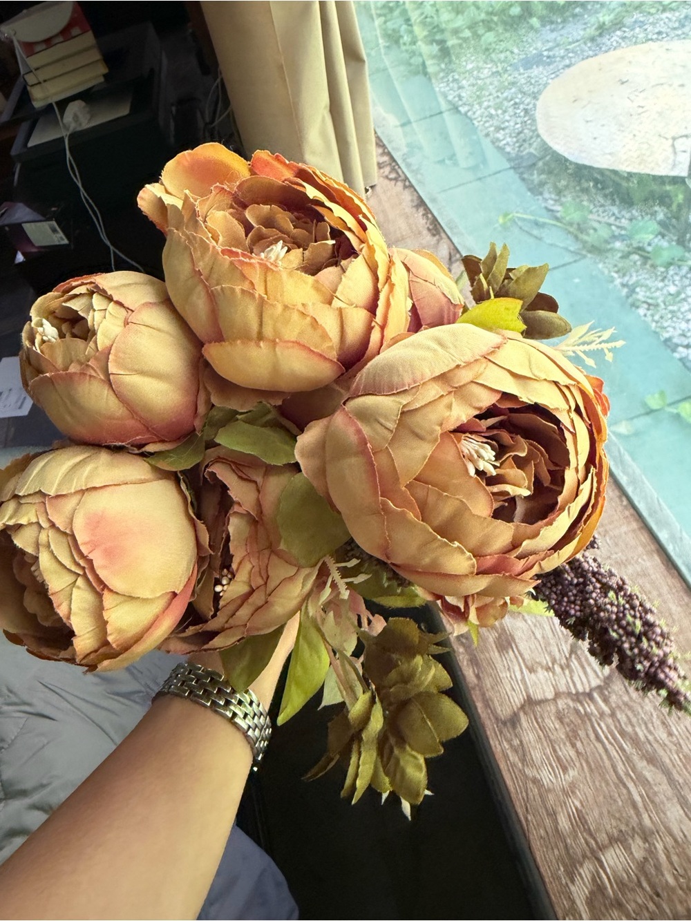 Peony bouquet - Picture 2 of 2